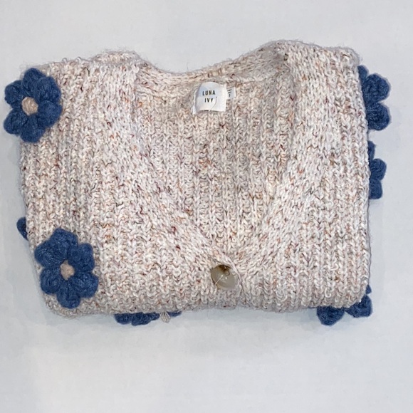 NWT Luna Ivy x Anthropologie Flower Cardigan - Picture 9 of 9